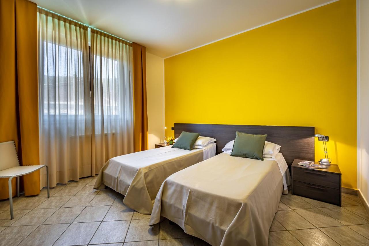 Casa Vacanze Arianna Rosia Exterior foto
